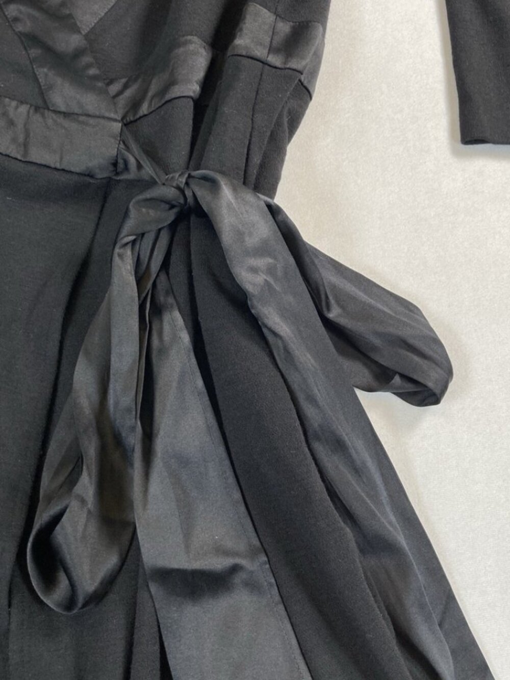 Diane Von Furstenberg Wrap Open Back Dress Black Size 12 - Picture 6 of 12